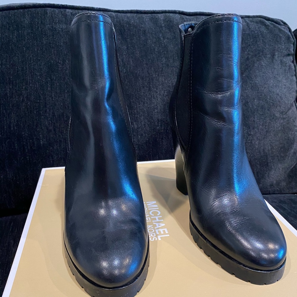 Michael Kors “thewedge” bootie, size 9.5 brand new with box